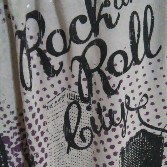 Grey Rock and Roll Graphic Top - Picture 3 of 8